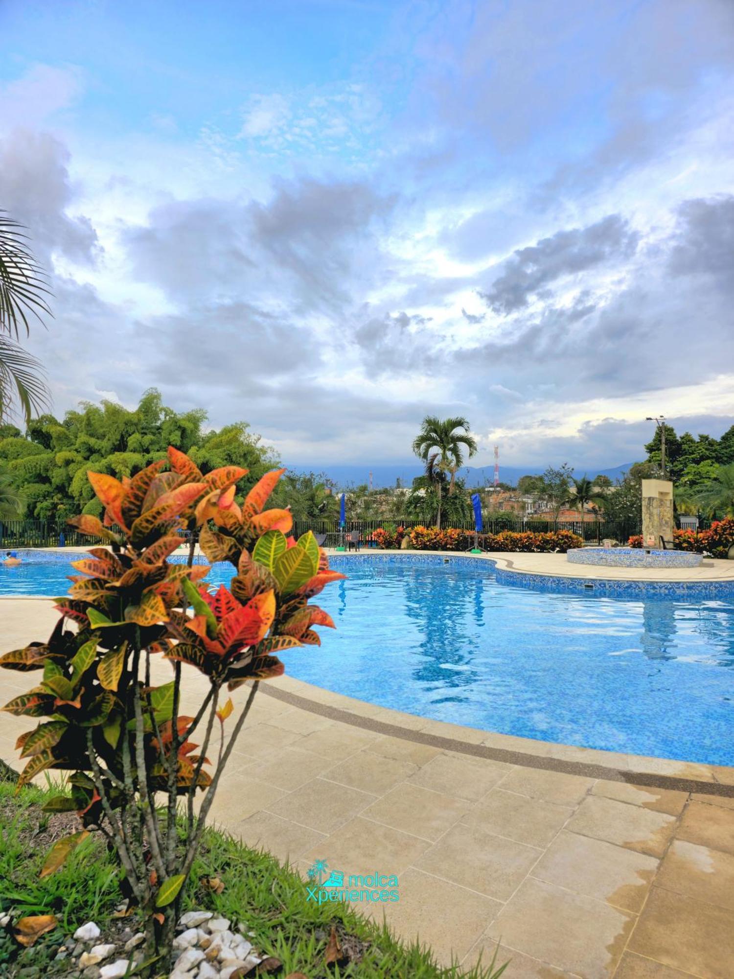 Apartamento Privado Vacacional A 5M Del Aeropuerto, 20 Minutos Del Parque Del Cafe Y Centro De Armenia Con 4 Piscinas, 3 Jacuzzi, Sauna By Molca Xperiences 2H Kültér fotó